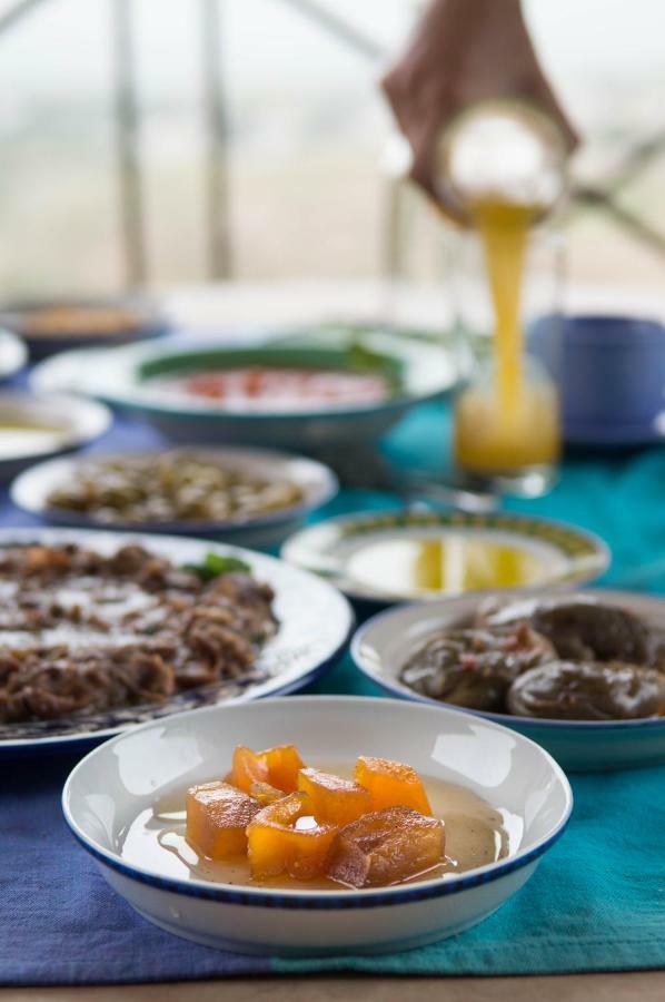Beit Al Fannan Bed & Breakfast Tabaqat Fahl Exterior photo